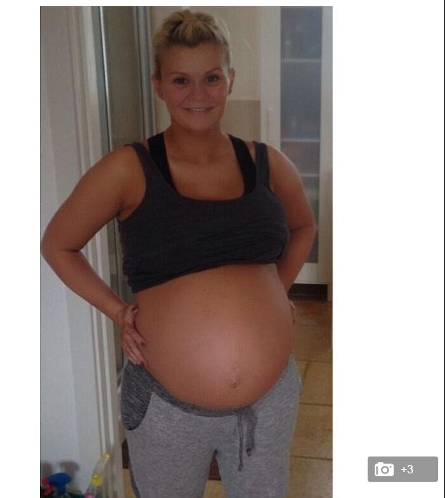 Kto tym razem pochwalił się brzuszkiem? (FOTO) Kto tym razem pochwalił się brzuszkiem? (FOTO)