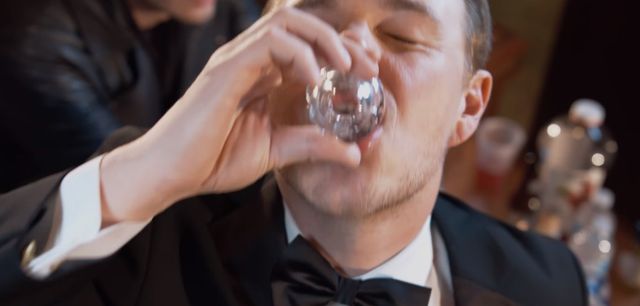 Na tym nagraniu Amber Rose wpycha palce w **** Kanye, a Leo pije wódkę