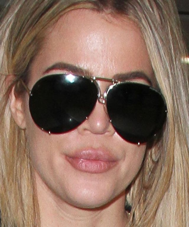 OMG! Usta Khloe Kardashian ROZŁAŻĄ SIĘ! (FOTO)