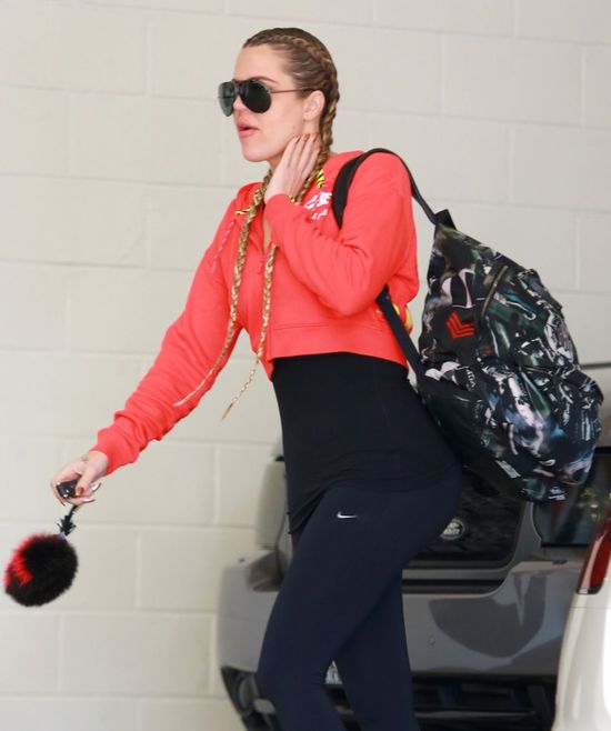 Khloe Kardashian eksperymentuje z fryzurą (FOTO)