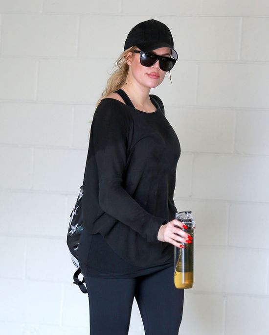 Khloe kardashian spotyka sie z Jamesem Hardenem! Khloe kardashian spotyka sie z Jamesem Hardenem!