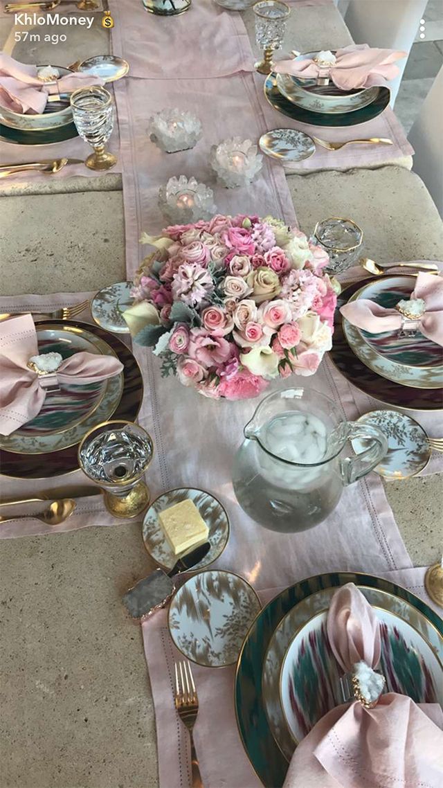 W ten sposób Khloe Kardashian zdradziła PŁEĆ dziecka