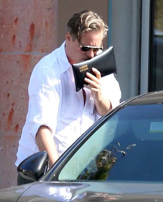 Val Kilmer z tajemniczą przyjaciółką (FOTO)