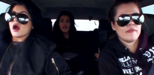 Jest video z wypadku samochodowego Kardashianek (VIDEO)