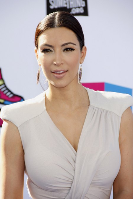  Kim Kardashian pokazała swoje zdjęcia w bieliźnie