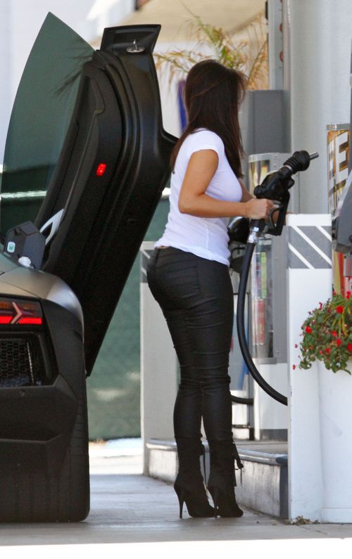 Kris i Kanye udają, że są w sobie zakochani Kris i Kanye udają, że są w sobie zakochani