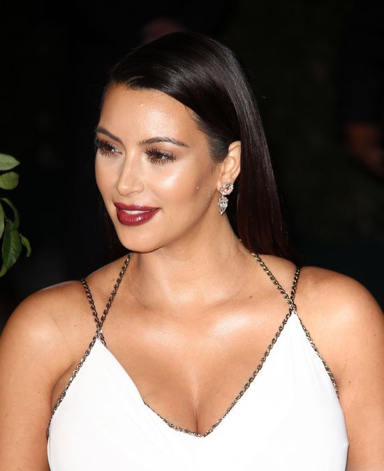 Gdzie ten brzuszek Kim Kardashian? (FOTO)
