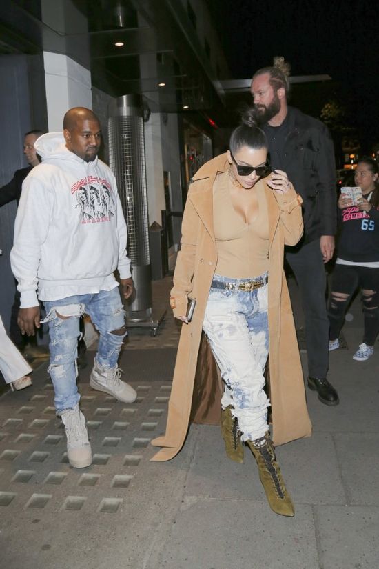 Kanye, co Ty zrobiłeś swojej żonie?! (FOTO)