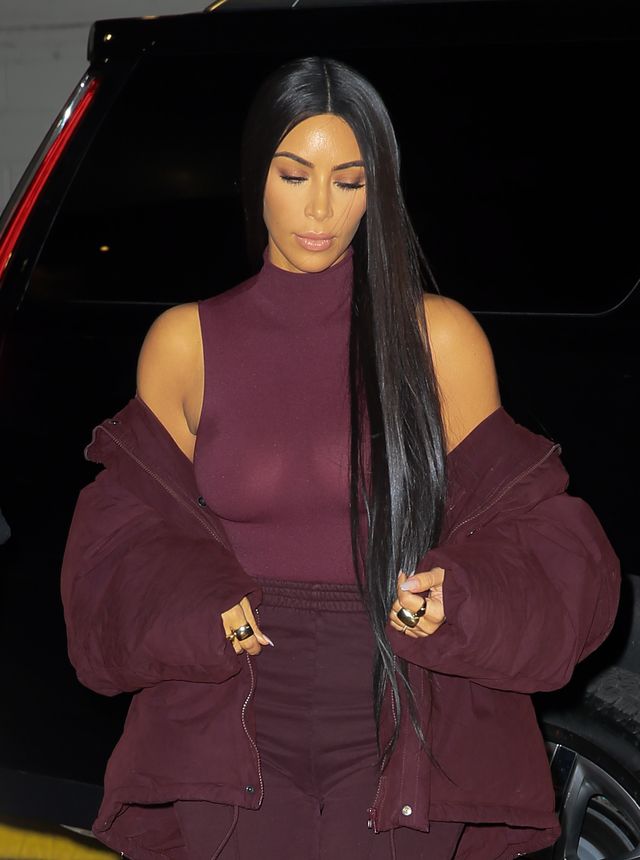 Sprośnym żartem Kim Kardashian wytłumaczyła skąd wziął się blond na jej głowie