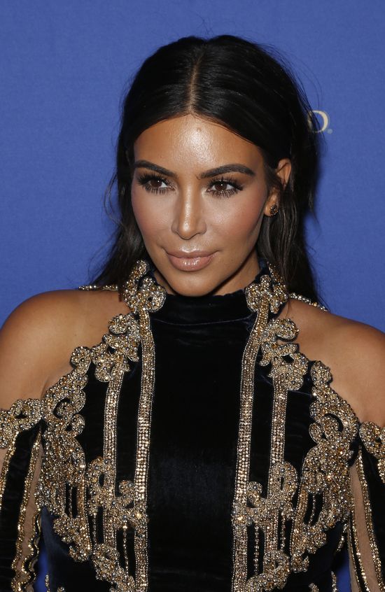 Kim Kardashian ujawnia szokujące dane na temat swojego makijażu (FOTO)