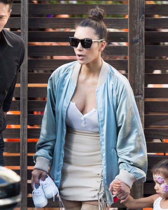 Dramat! Co NAPRAWDĘ kryje się za napadem na Kim Kardashian? Dramat! Co NAPRAWDĘ kryje się za napadem na Kim Kardashian?