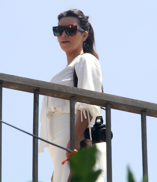 Kim Kardashian buduje skrzydło domu specjalnie dla niań