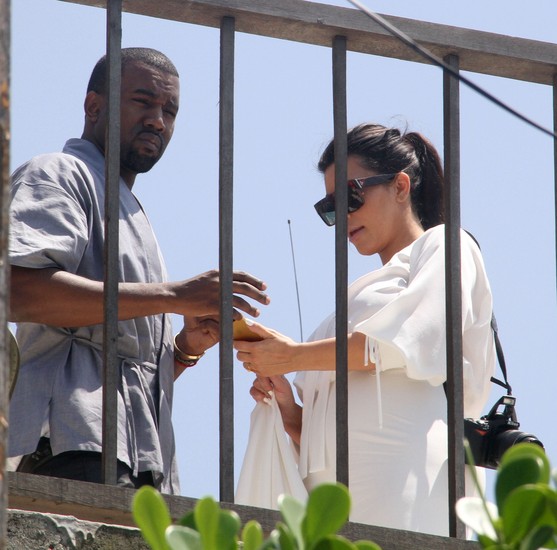 Kim Kardashian buduje skrzydło domu specjalnie dla niań