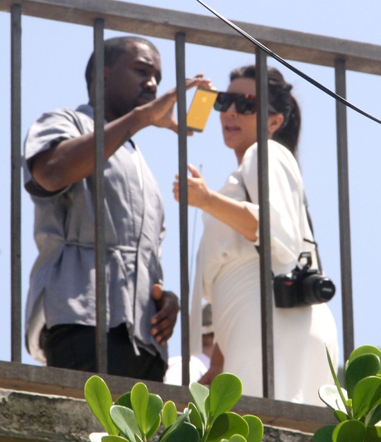 Kim Kardashian buduje skrzydło domu specjalnie dla niań