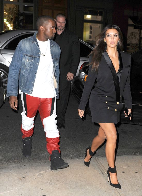 Oto sekret kształtów Kim Kardashian! (FOTO) Oto sekret kształtów Kim Kardashian! (FOTO)