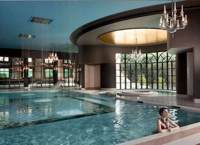  To w tym pałacu odbędzie się 3 ślub Kim Kardashian (FOTO)