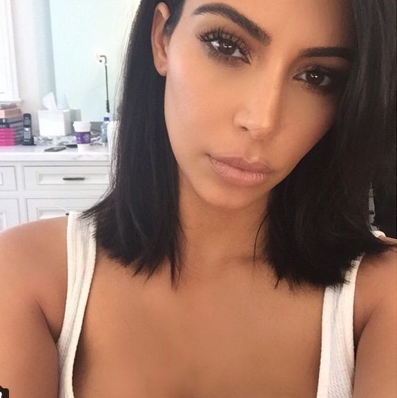 Kim Kardashian ścięła włosy! (FOTO)