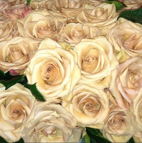 Kim Kardashian na swoim baby shower (FOTO) Kim Kardashian na swoim baby shower (FOTO)