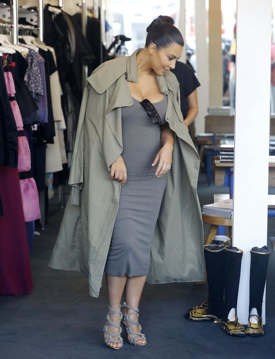 Kim Kardashian w 5. miesiącu ciąży - zdradza, ile przytyła