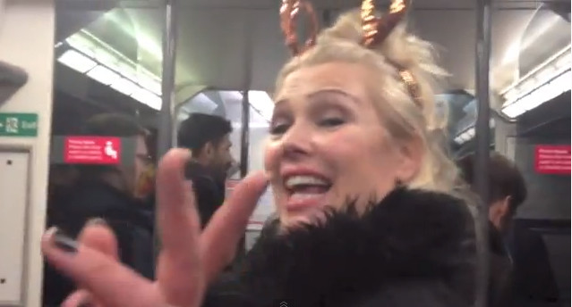 Kim Wilde pijana śpiewała w pociągu