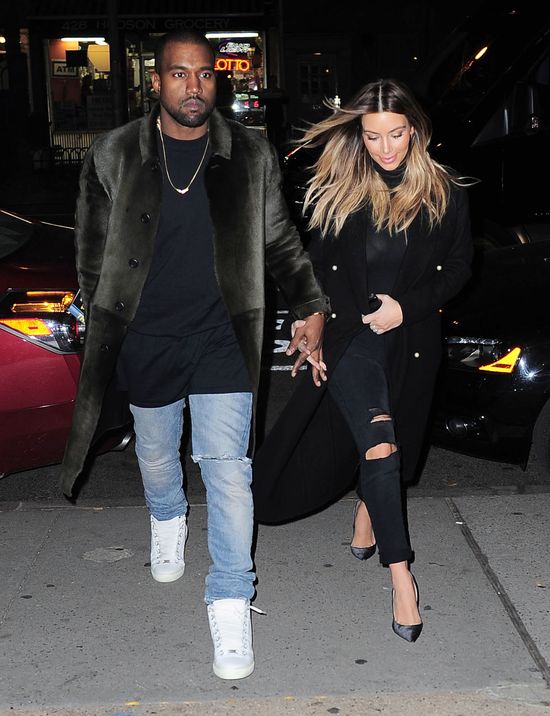 Kim Kardashian wpada ze skrajności w skrajność (FOTO)