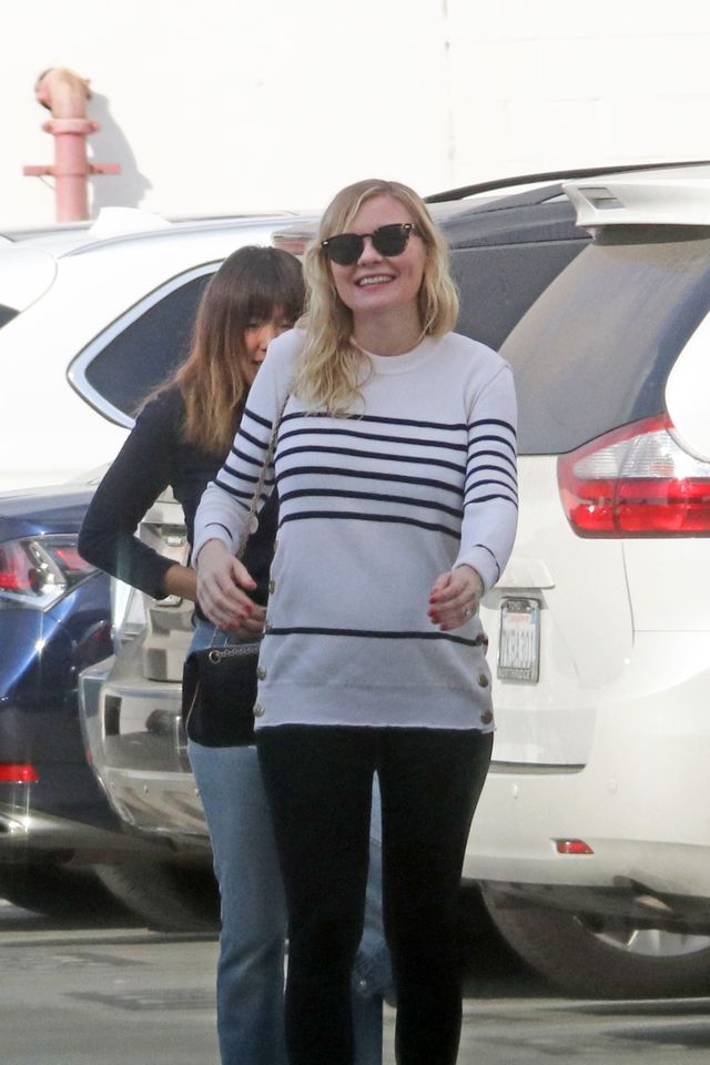 Kirsten Dunst w ciąży - widać brzuszek? (ZDJĘCIA)