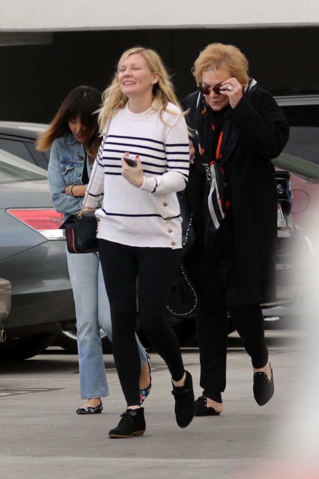 Kirsten Dunst w ciąży - widać brzuszek? (ZDJĘCIA)