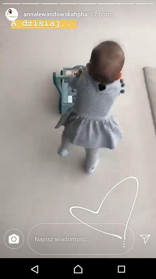 Klara Lewandowska CHODZI! Ania pokazała urocze nagranie z córeczką (Instagram)