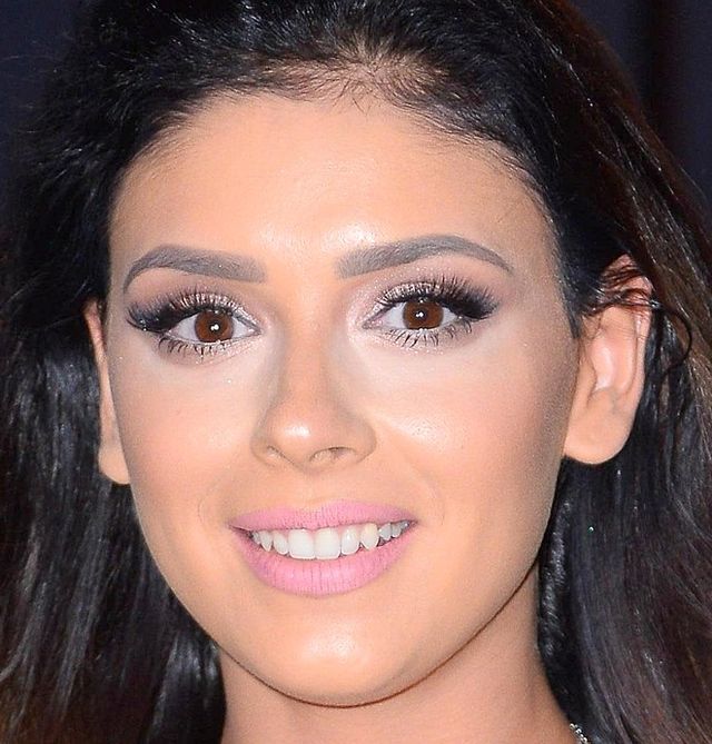 Co jest nie tak z makijażem Klaudii Halejcio? Widzicie TO?