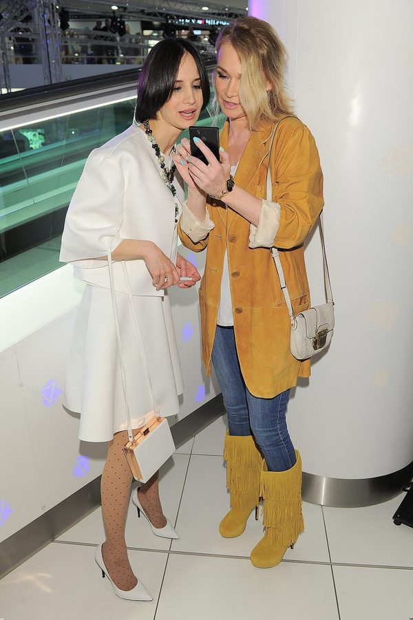 Kołakowska o blogerkach modowych: taka reklamowa prostytucja