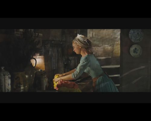 Nowy Kopciuszek jest... cool? [VIDEO]