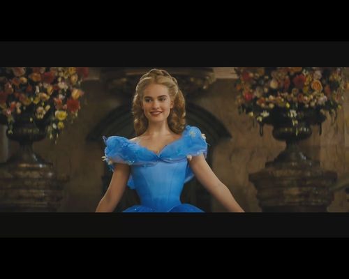 Nowy Kopciuszek jest... cool? [VIDEO]