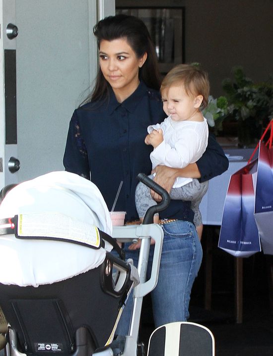Córeczka Kourtney Kardashian rośnie jak na drożdżach (FOTO)