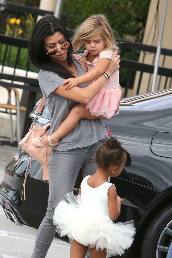 Scott Disick robi scenki Kourtney (FOTO) Scott Disick robi scenki Kourtney (FOTO)