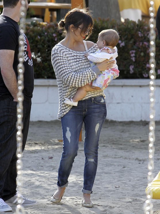 Kourtney Kardashian poświęca czas dzieciom (FOTO)