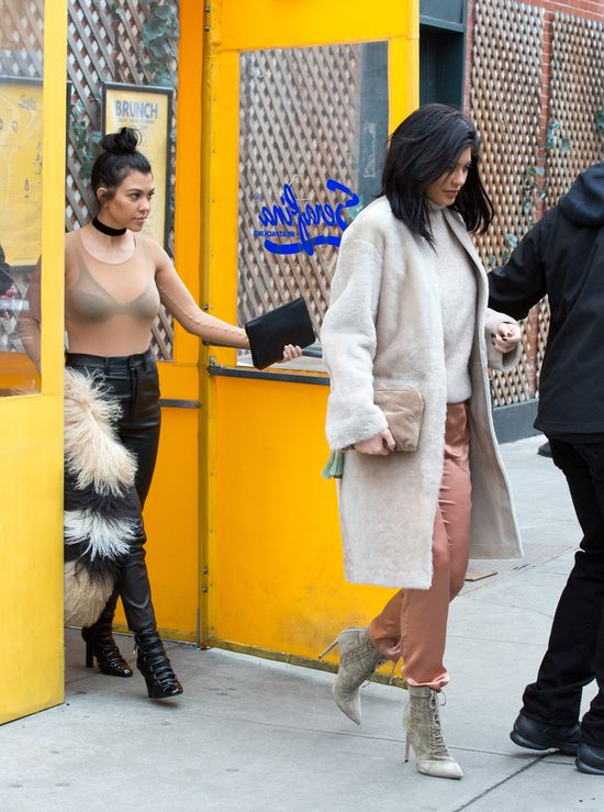 Kourtney Kardashian wykorzystala Kylie Jenner do...