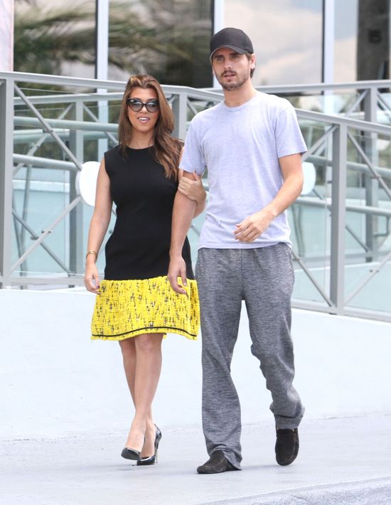 Kourtney Kardashian - po ciąży ani śladu (FOTO) Kourtney Kardashian - po ciąży ani śladu (FOTO)