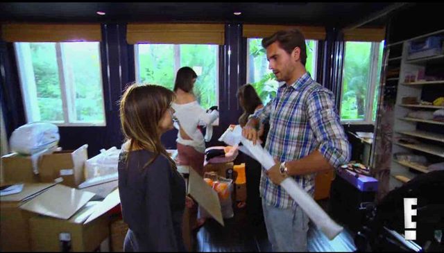 Kourtney Kardashian była zadrosna o męża i Kim? (VIDEO)