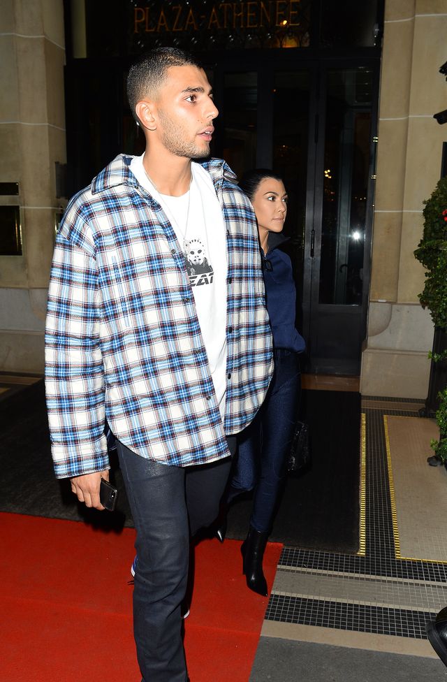 Zapomniałaś o dzieciach? Fani Kourtney komentują jej imprezowanie w Paryżu