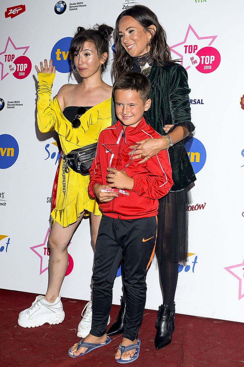 Kasia Kowalska z DZIEĆMI na ściance. Jej córka kradnie SHOW (ZDJĘCIA) Kasia Kowalska z DZIEĆMI na ściance. Jej córka kradnie SHOW (ZDJĘCIA)