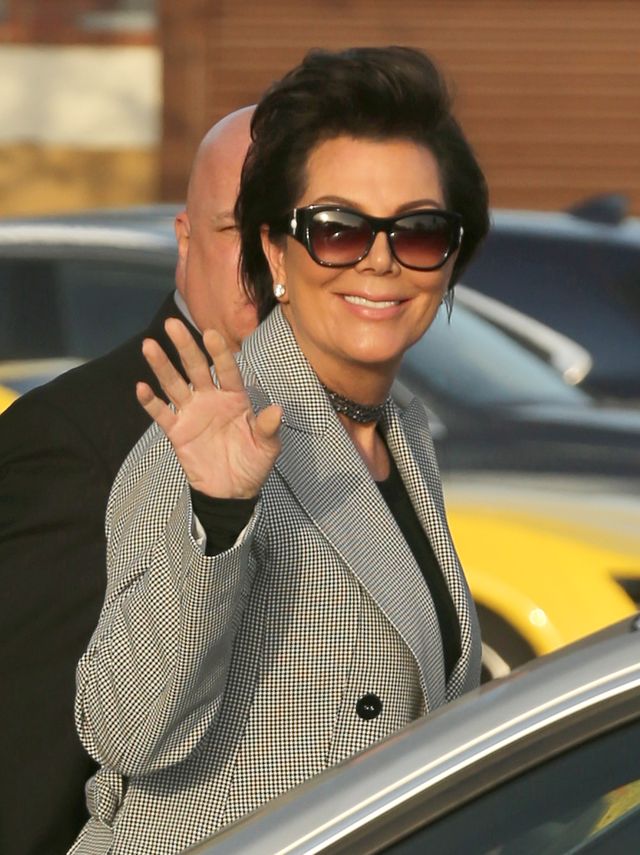 Oto cała ponura prawda o Kris Jenner. Dlaczego ZNISZCZYŁA ŻYCIE swoim córkom Oto cała ponura prawda o Kris Jenner. Dlaczego ZNISZCZYŁA ŻYCIE swoim córkom