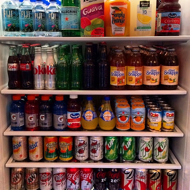 Lodówka Kris Jenner świadczy o jej chorobie? (FOTO)