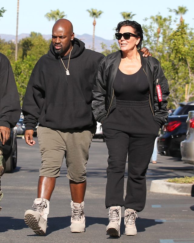 Kris Jenner wie, co Rob robił w Święto Dziękczynienia