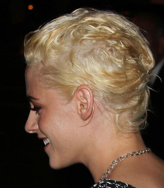 O RANY! CO ona zrobiła ze swoimi pięknymi WŁOSAMI?! (FOTO)