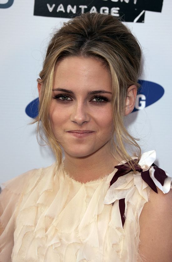 Kristen Stewart jest rudzielcem! (FOTO) Kristen Stewart jest rudzielcem! (FOTO)