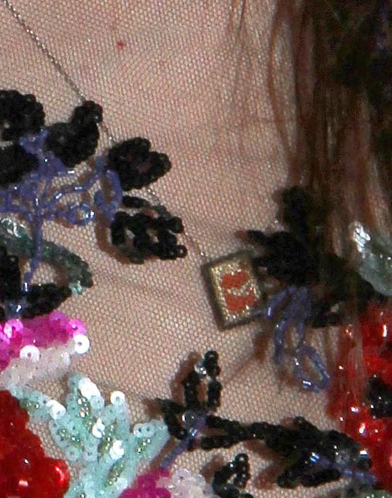 Wisiorek pomógł Kristen Stewart odzyskać Roberta Pattinsona Wisiorek pomógł Kristen Stewart odzyskać Roberta Pattinsona