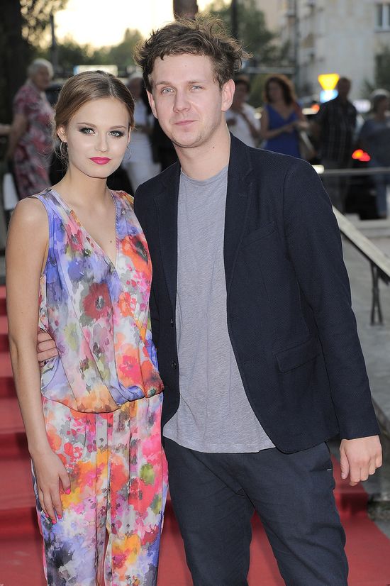 To z nią spotyka się teraz Antek Królikowski? (FOTO)