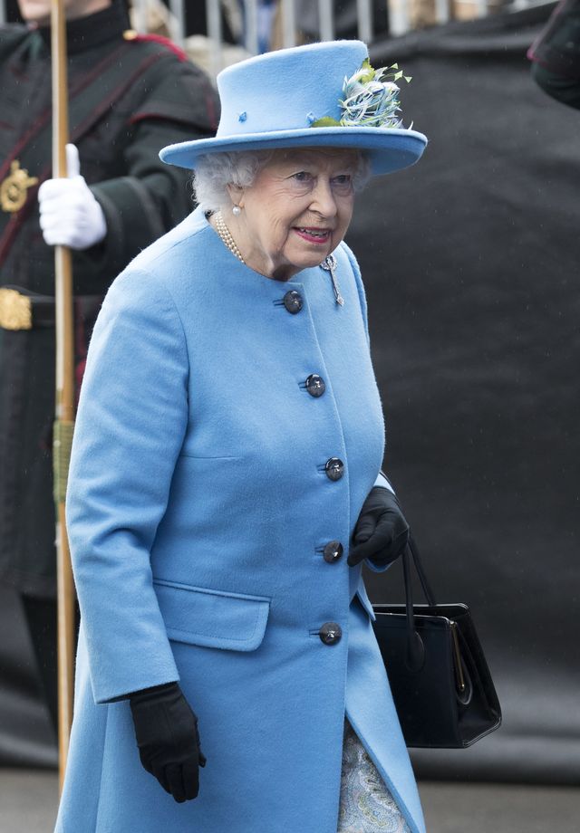 Przerażona spotkaniem z królową Meghan Markle odstawiła ten składnik...