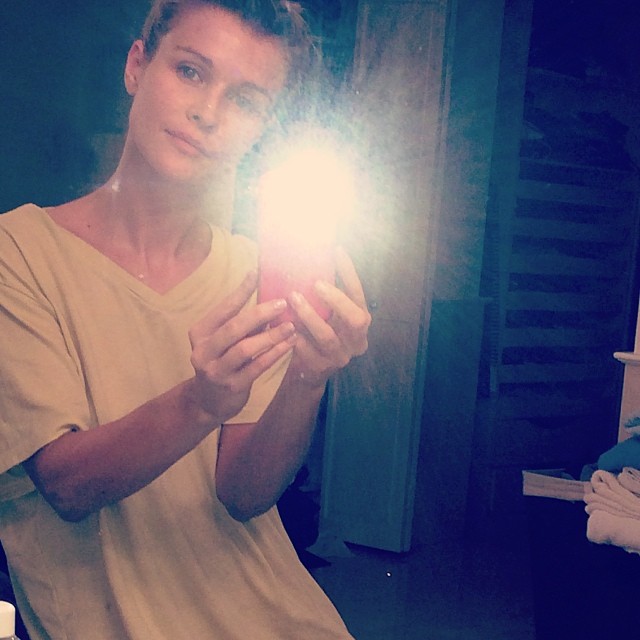 Gdy Joanna Krupa zmyje makijaż... (FOTO)