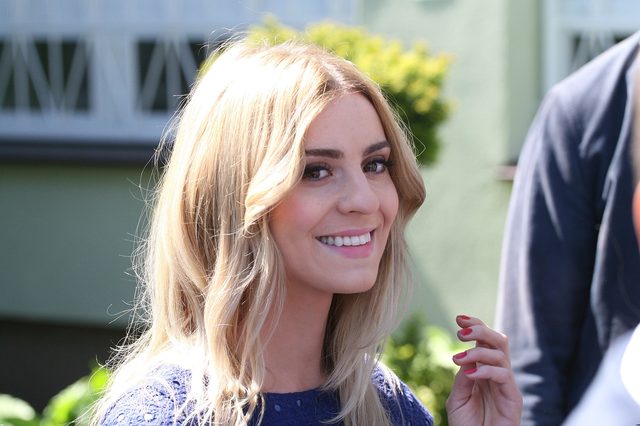 Kasia Tusk z rodzicami na wyborach (FOTO)